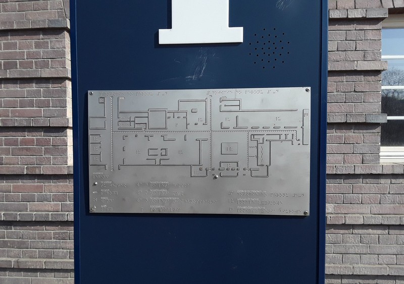 Ułatwienia na kolei dla osób niewidomych i niedowidzących